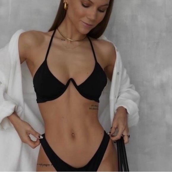 Gooseberry Seaside Women's Black Halter Bikini Top - Picture 2 of 3